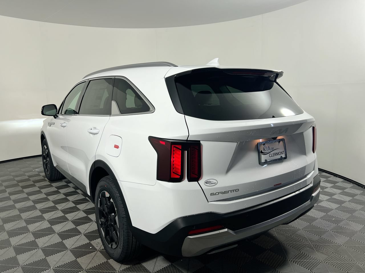 New 2026 Kia Sorento S w/ S Panoramic Sunroof Package FWD image 6