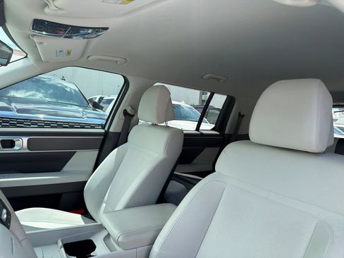 Used 2024 Hyundai Santa Fe SE FWD image 18