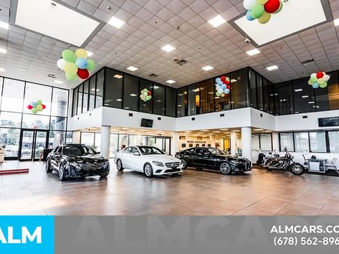 Used 2025 Hyundai Elantra SE image 65