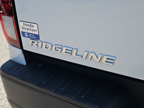 Certified 2023 Honda Ridgeline RTL image 5