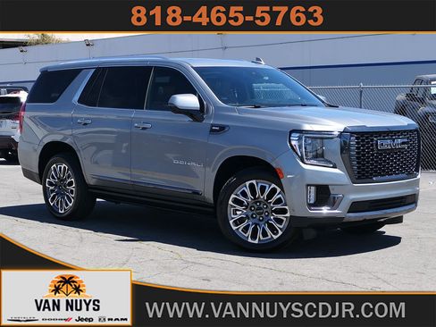 Used 2024 GMC Yukon Denali Ultimate AWD/4WD image 1