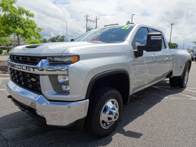 Used 2021 Chevrolet Silverado 3500 LT w/ Convenience Package AWD/4WD image 8