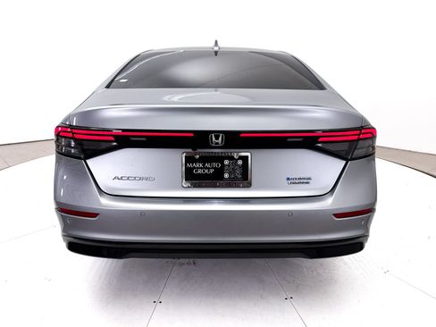 Used 2025 Honda Accord Touring image 18