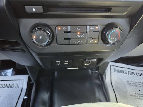 Used 2015 Ford F150 XL w/ Equipment Group 101A Mid AWD/4WD image 32