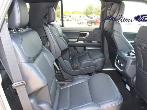 New 2027 Ford Expedition Platinum w/ Stealth Appearance Package RWD image 9
