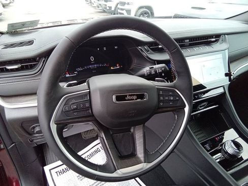 New 2026 Jeep Grand Cherokee Altitude AWD/4WD image 16