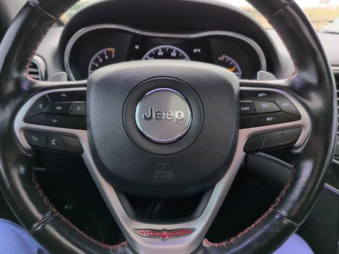 Used 2020 Jeep Grand Cherokee Trailhawk image 18