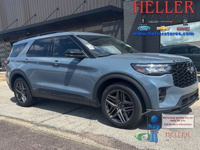 Used 2025 Ford Explorer ST
