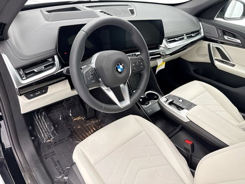 New 2026 BMW X1 xDrive28i w/ Technology Package AWD/4WD image 9
