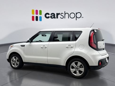 Used 2017 Kia Soul w/ Convenience Package FWD image 3