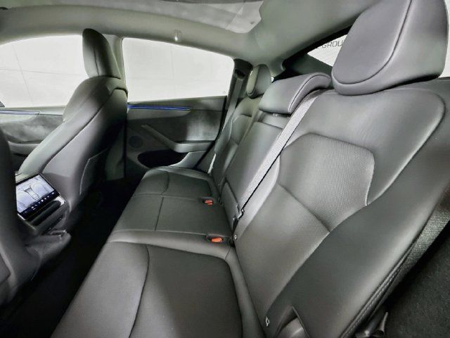 Used 2026 Tesla Model Y AWD image 24
