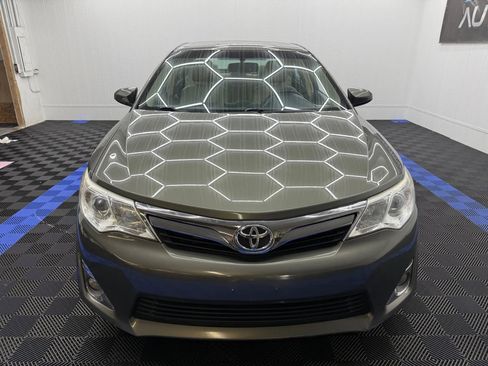 Used 2013 Toyota Camry XLE image 4