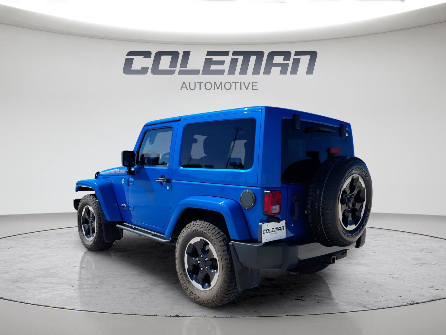 Used 2014 Jeep Wrangler Sahara AWD/4WD image 4