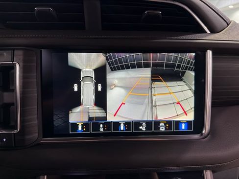 Used 2023 GMC Yukon Denali AWD/4WD image 22