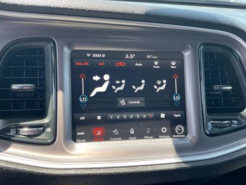 Used 2022 Dodge Challenger R/T Scat Pack w/ Dynamics Package image 10