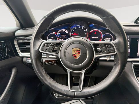Used 2018 Porsche Panamera 4S w/ Premium Package Plus AWD/4WD image 11