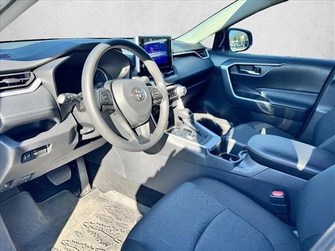Certified 2025 Toyota RAV4 Woodland Edition image 6