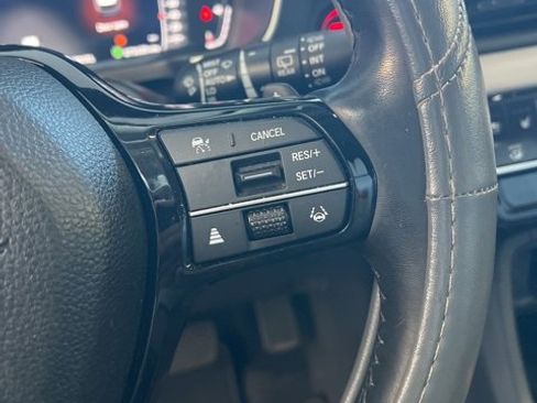 Used 2023 Honda Pilot Elite image 21