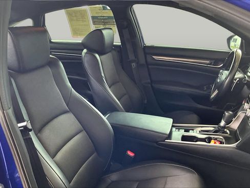 Used 2021 Honda Accord Sport image 9