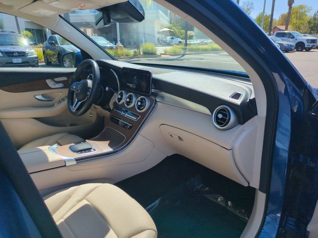 Used 2022 Mercedes-Benz GLC 300 image 29
