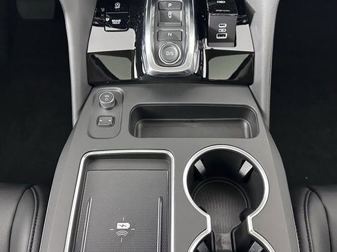 Used 2025 Acura MDX FWD image 23