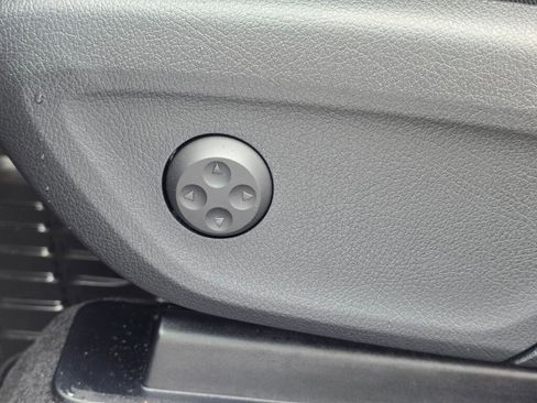 Used 2026 Mercedes-Benz GLE 350 4MATIC image 37