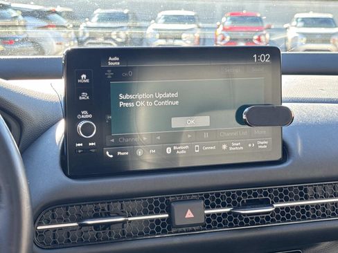 Used 2024 Honda HR-V EX-L image 11