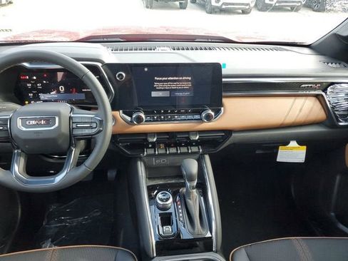 New 2026 GMC Canyon AT4 AWD/4WD image 14