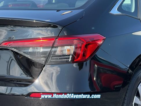 Used 2024 Honda Civic LX image 6