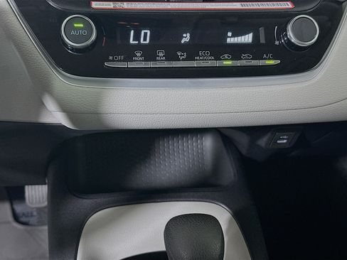 Certified 2025 Toyota Corolla LE FWD image 22