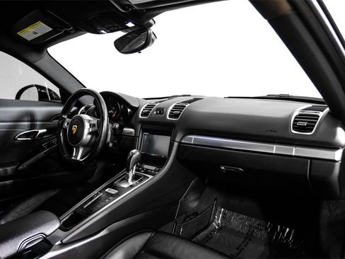 Used 2015 Porsche Cayman image 9