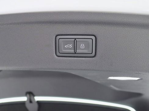 Used 2022 Audi S5 Premium image 37