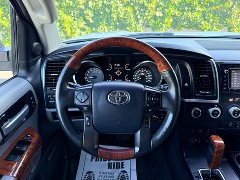 Used 2018 Toyota Sequoia Platinum w/ Carpet Mat Package AWD/4WD image 13