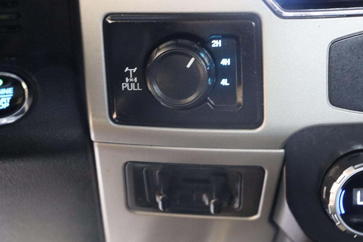 Used 2022 Ford F250 Lariat w/ Black Appearance Package AWD/4WD image 70