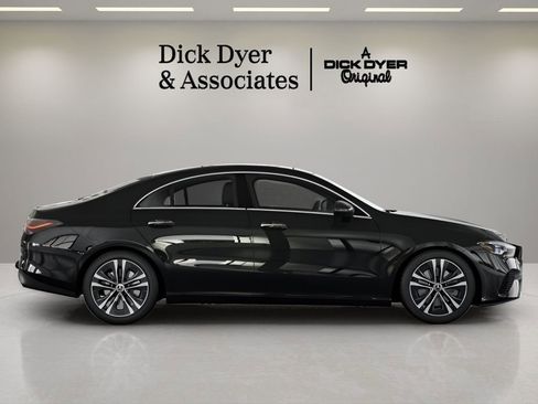 Used 2025 Mercedes-Benz CLA 250 image 7