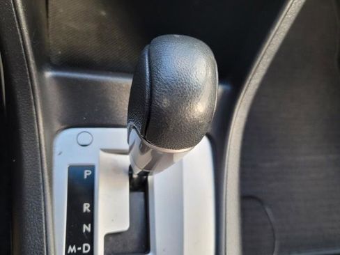 Used 2013 Subaru Crosstrek 2.0i Limited image 23