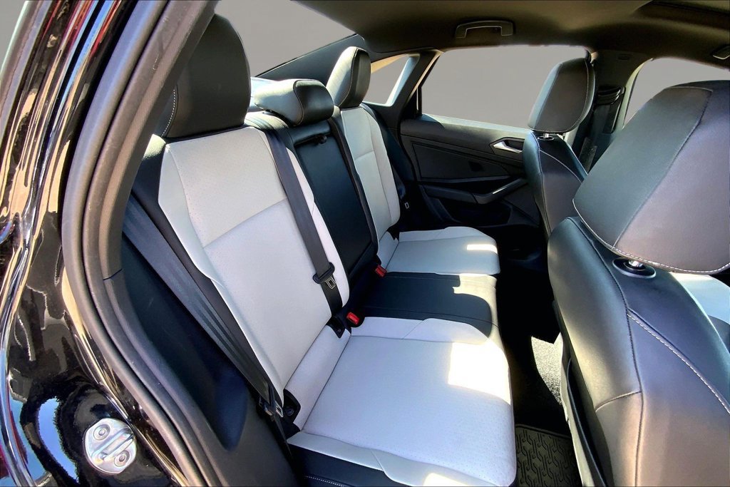 Used 2020 Volkswagen Jetta R-Line FWD image 25
