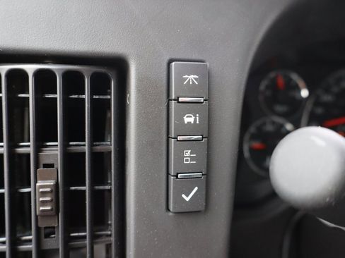 New 2025 Chevrolet Express 3500 w/ Power Convenience Package image 19