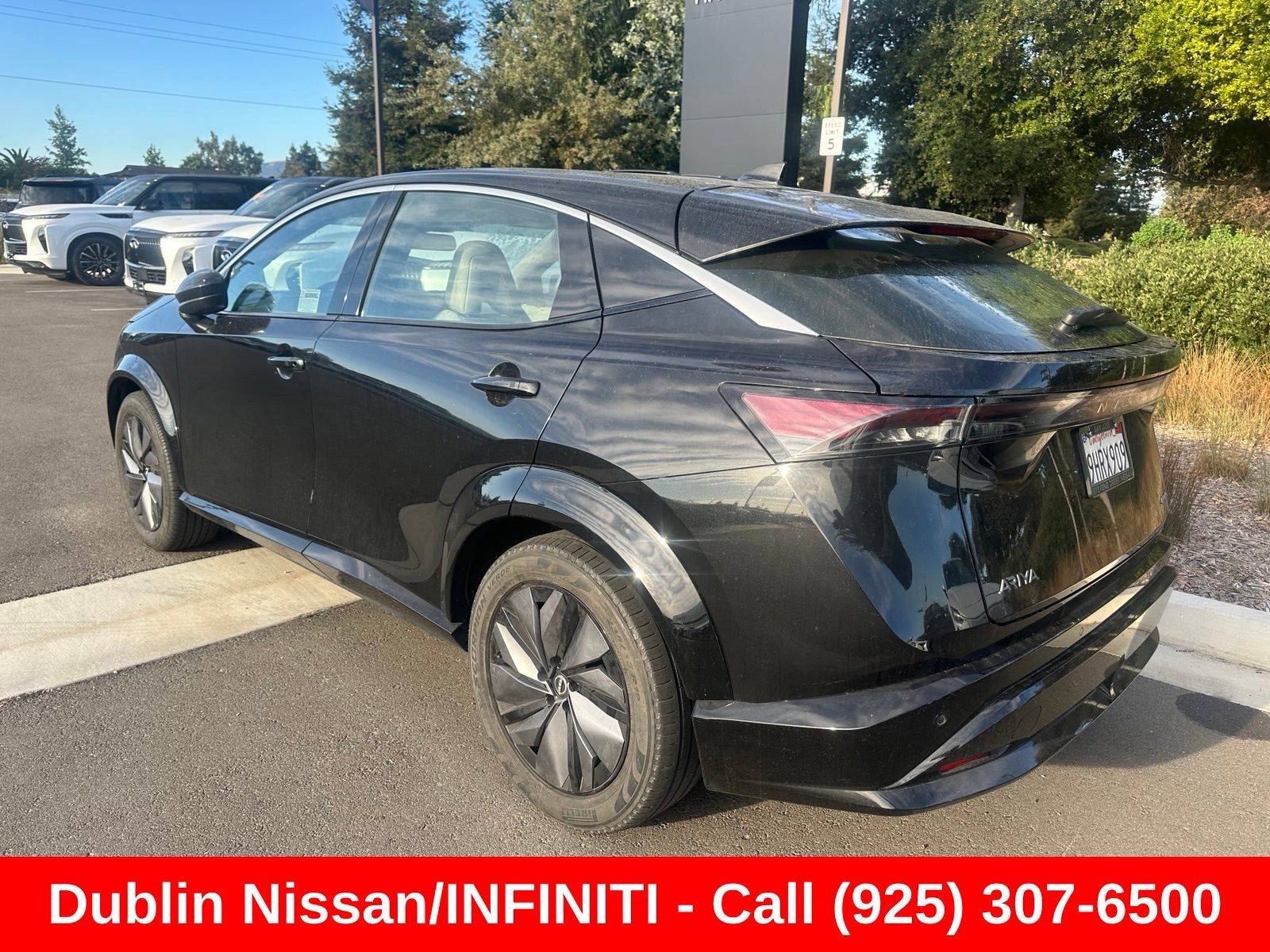 Used 2023 Nissan Ariya FWD image 3