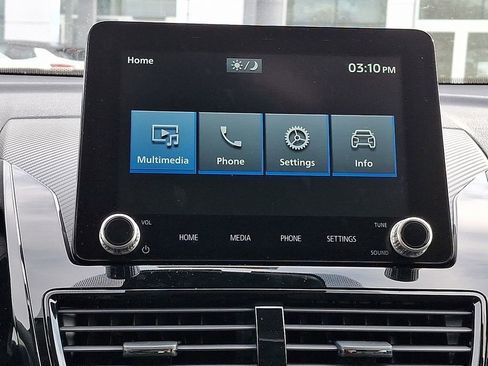 New 2026 Mitsubishi Eclipse Cross LE image 9