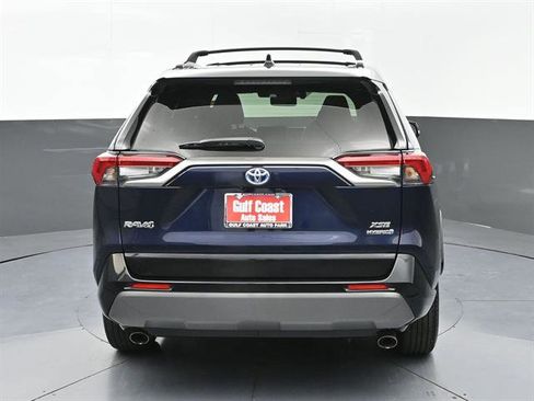 Certified 2019 Toyota RAV4 XSE AWD/4WD image 28