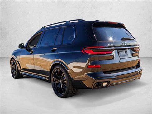 Used 2027 BMW X7 xDrive40i w/ Executive Package AWD/4WD image 7