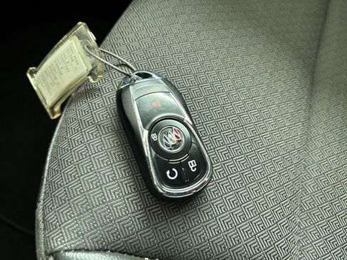 Used 2025 Buick Encore GX Preferred FWD image 22
