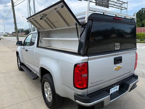 Used 2018 Chevrolet Colorado W/T w/ WT Convenience Package RWD image 17