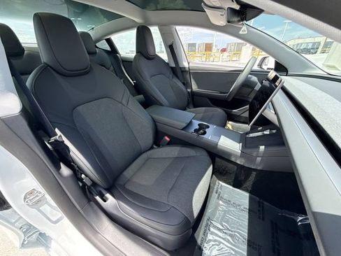 Used 2026 Tesla Model 3 RWD image 25