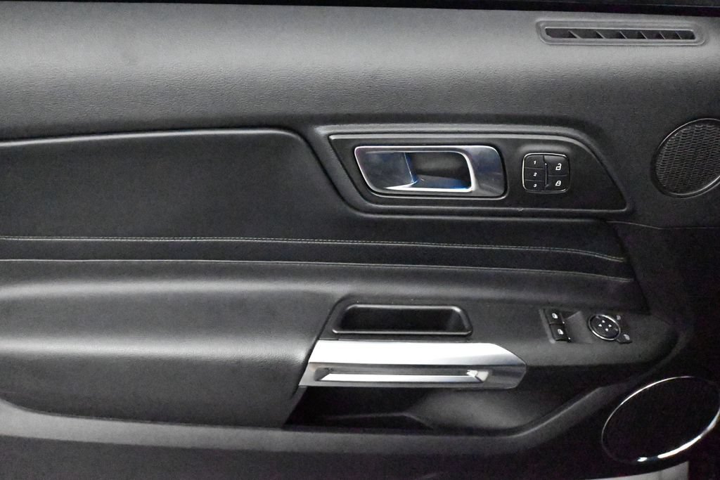 Used 2019 Ford Mustang Bullitt w/ Bullitt Electronics Package RWD image 11