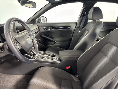 Used 2025 Honda Civic Sport image 5