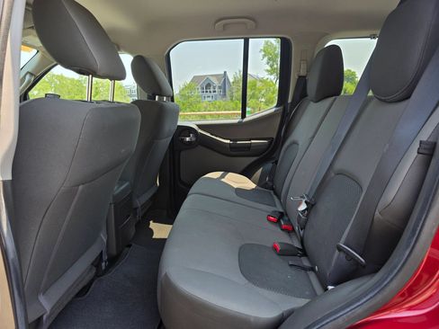 Used 2014 Nissan Xterra S AWD/4WD image 16