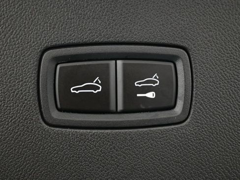Used 2026 Porsche Cayenne Coupe AWD/4WD image 31