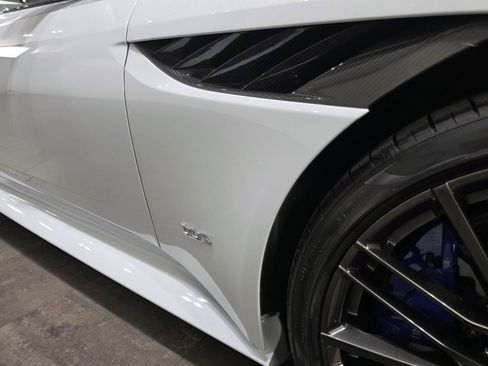 Used 2021 Aston Martin DBS Superleggera Volante image 26